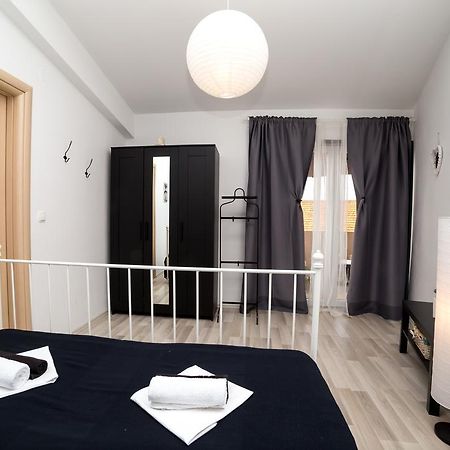 Apartments Zara Петркане Екстериор снимка
