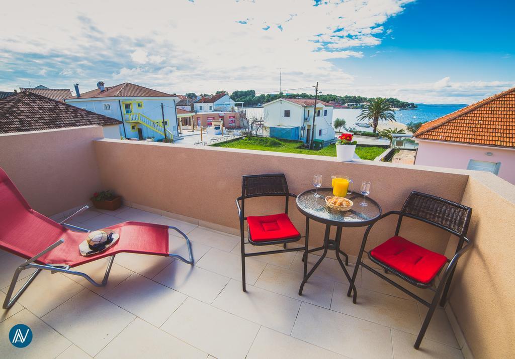 Apartments Zara Петркане Екстериор снимка