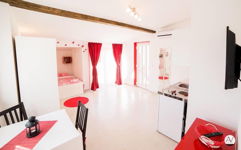 Apartments Zara Петркане Екстериор снимка