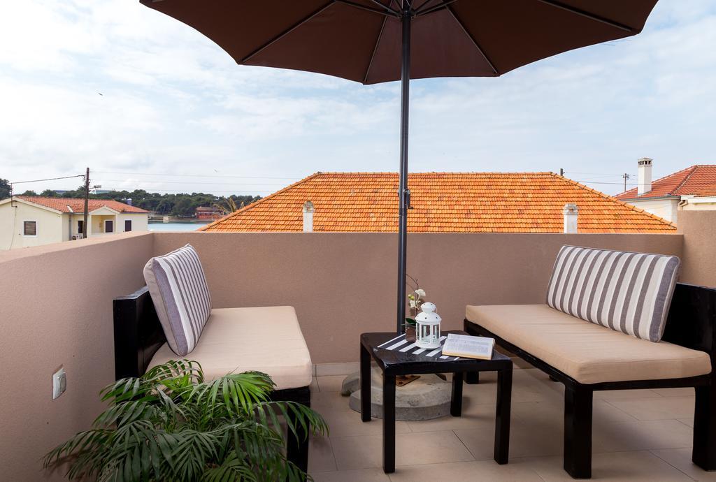 Apartments Zara Петркане Екстериор снимка